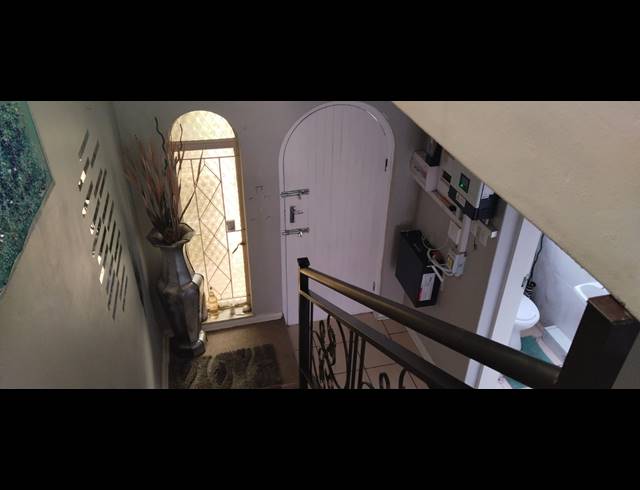 3 BEDROOM TOWNHOUSE FOR SALE IN THREE RIVERS PROPER